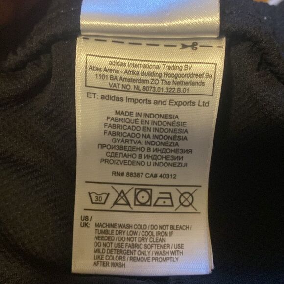 Adidas athletic shorts size XL - Picture 2 of 4